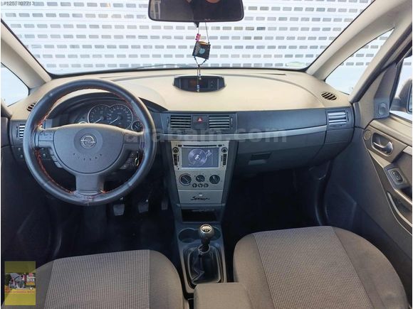 KOZCUOGLU'NDAN DEGISENSIZ OPEL MERİVA
