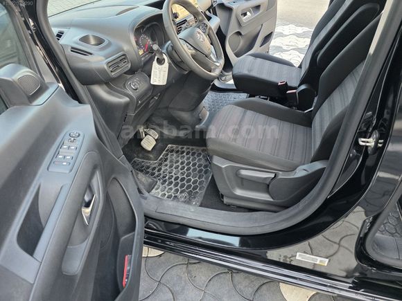 2024 OPEL COMBO OTOMATİK