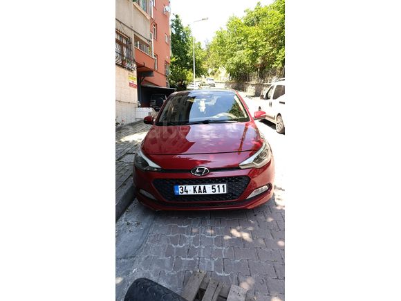cam tavan Panorama sanruuf lu boş paketlerle kiyaslmayin Hyundai i20 1.4 MPI Elite Smart 2016 Model