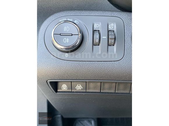 İHTİYAROĞLU MOTORLU ARAÇLARDAN OPEL COMBO HATASIZ KREDİ K. 12 AY