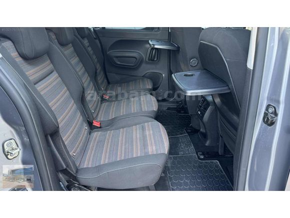 300.000 TL %0 FAİZ-HATASIZ 2023 OPEL COMBO 1.5 D ULTİMATE