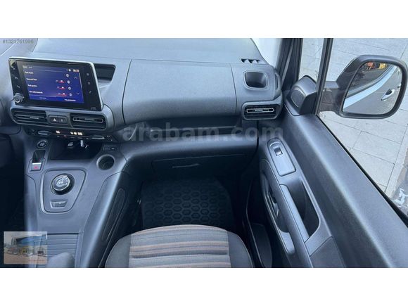 300.000 TL %0 FAİZ-HATASIZ 2023 OPEL COMBO 1.5 D ULTİMATE