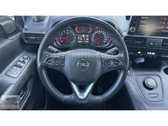 300.000 TL %0 FAİZ-HATASIZ 2023 OPEL COMBO 1.5 D ULTİMATE