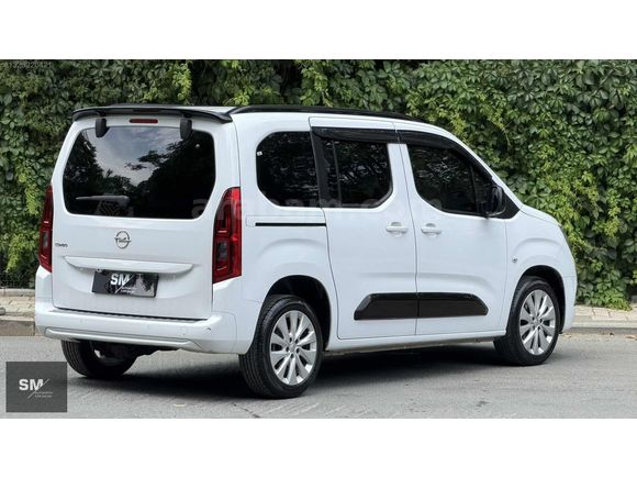 SM AUTOMOTİV'DEN 2024 OPEL COMBO 1.5 D ELEGANCE G.GÖRÜŞ/D.ISITMA