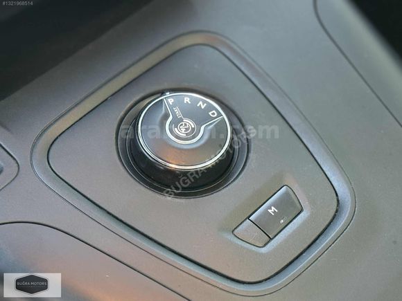 BOYASIZ-2021 Model Opel Combo 1.5D Ultimate Cam Tavan 65.000 KM