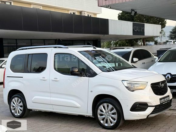 BOYASIZ-2021 Model Opel Combo 1.5D Ultimate Cam Tavan 65.000 KM