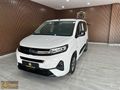 2024 MODEL OTOMATİK OPEL COMBO LİFE 1.5 D EDİTİON 51.000 km