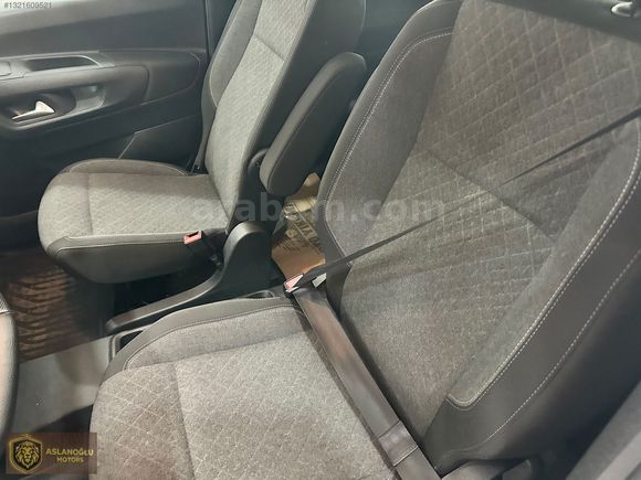 2024 MODEL OTOMATİK OPEL COMBO LİFE 1.5 D EDİTİON 51.000 km
