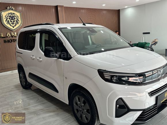 2024 MODEL OTOMATİK OPEL COMBO LİFE 1.5 D EDİTİON 51.000 km