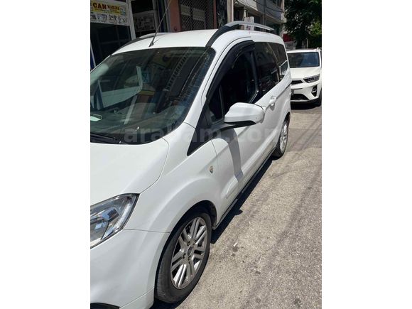 Sahibinden Ford Tourneo Courier 1.5 TDCi Titanium Plus 2021 Model 