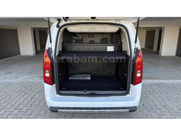 BERCAR'DAN HATASIZ 2024 OPEL COMBO ULTİMATE-CAM TVN-SERVİS BAKML