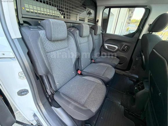 BERCAR'DAN HATASIZ 2024 OPEL COMBO ULTİMATE-CAM TVN-SERVİS BAKML