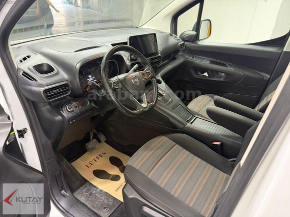 Kutay Muğla'dan Opel Combo Life 1.5 D Ultimate Hatasız,Boyasız