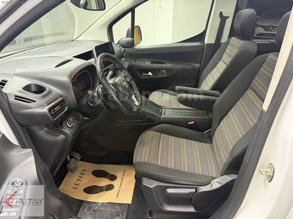 Kutay Muğla'dan Opel Combo Life 1.5 D Ultimate Hatasız,Boyasız