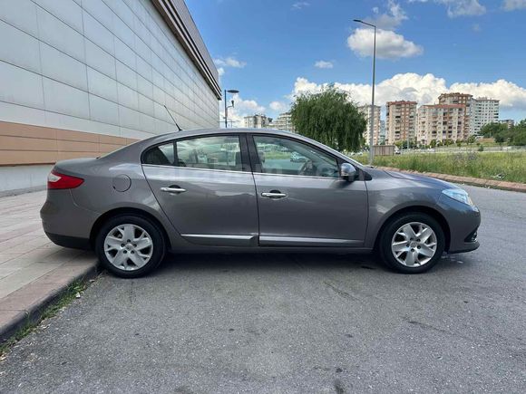 İLK SAHİBİNDEN. 134.000 KM DE SERVIS BAKIMLI EMSLASİZ Kayseri