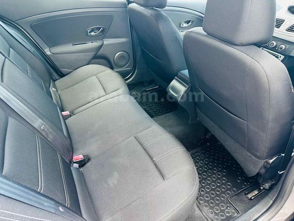 İLK SAHİBİNDEN. 134.000 KM DE SERVIS BAKIMLI EMSLASİZ Kayseri