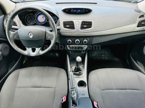 İLK SAHİBİNDEN. 134.000 KM DE SERVIS BAKIMLI EMSLASİZ Kayseri