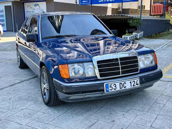 MERCAN DAN 86 mdl merzedes 230 benzin lpg güzel arac //