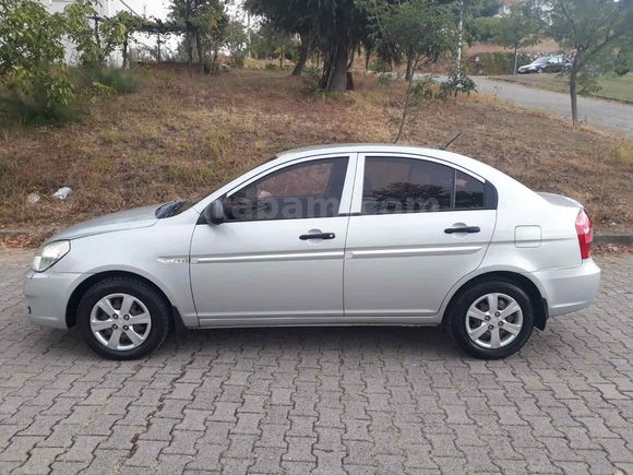 Sahibinden Hyundai Accent Era 1.5 CRDi-VGT Team 2011 Model 