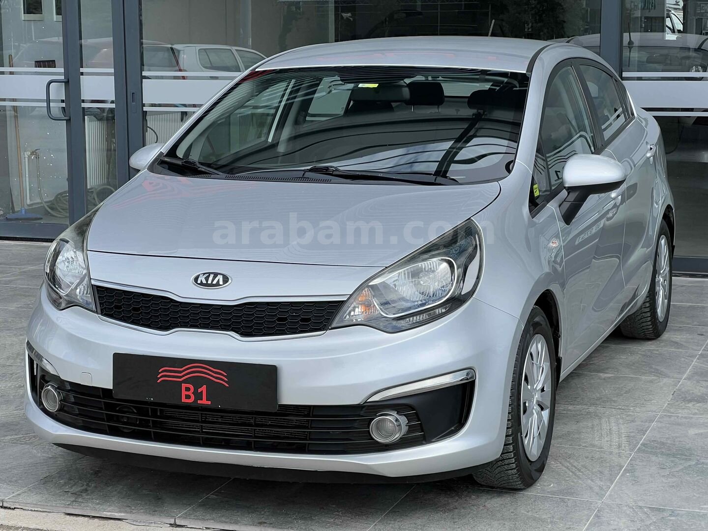 Galeriden Kia Rio 1.4 CVVT Comfort 2017 Model Aksaray 100.000 km Gri (Gümüş) 4