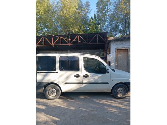 Düşük km Fiat Doblo Cargo 1.9 JTD Active 2004 Model
