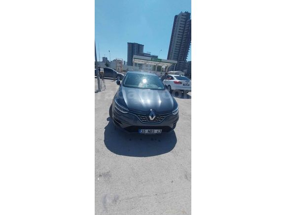 Sahibinden Renault Megane 1.3 TCe Icon 2023 Model 