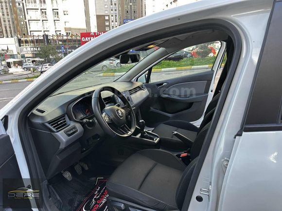 DERE MOTORS'DAN 2021 ÇIKIŞLI RENAULT CLIO 1.5 DCI