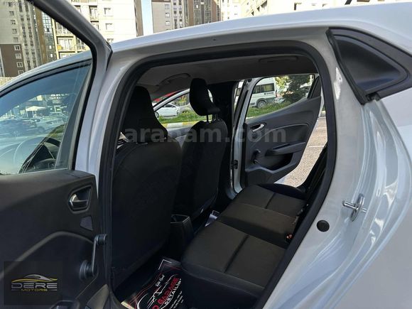 DERE MOTORS'DAN 2021 ÇIKIŞLI RENAULT CLIO 1.5 DCI
