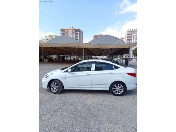 Sahibinden Hyundai Accent Blue 1.6 CRDI Mode Plus 2013 Model