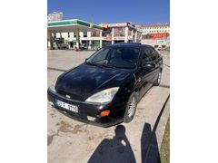Sahibinden Ford Focus 1.6 Ghia 2001 Model 