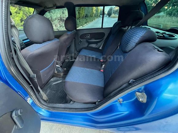 2005 RENAULT 1.2 16V KLİMALI DEĞİŞENSİZ
