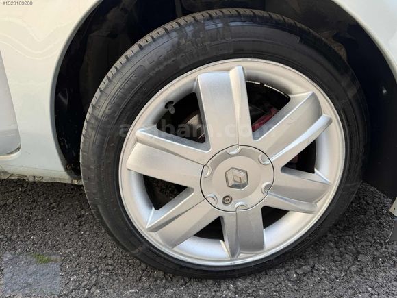 DÜŞÜK KM EMSALSİZ CLİO 2 HB 170XXKM