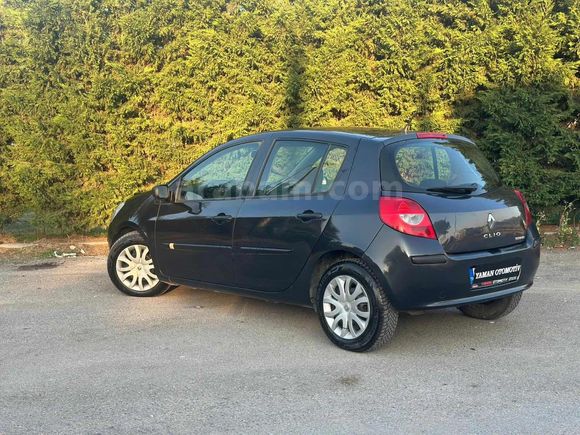 2007 MODEL RENAULT CLİO DEĞİŞENSİZ YENİ BAKIMLI 155 bin km'de