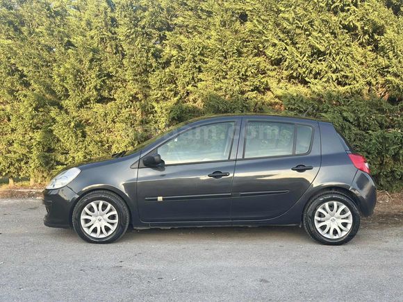 2007 MODEL RENAULT CLİO DEĞİŞENSİZ YENİ BAKIMLI 155 bin km'de