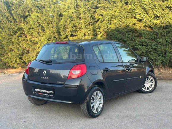 2007 MODEL RENAULT CLİO DEĞİŞENSİZ YENİ BAKIMLI 155 bin km'de