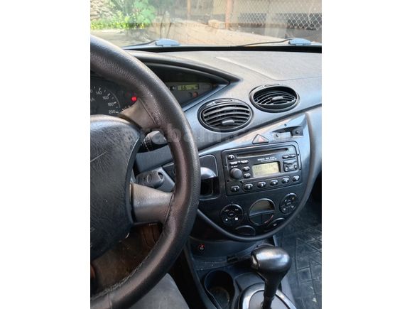 Sahibinden Ford Focus 1.6 Ghia 2004 Model