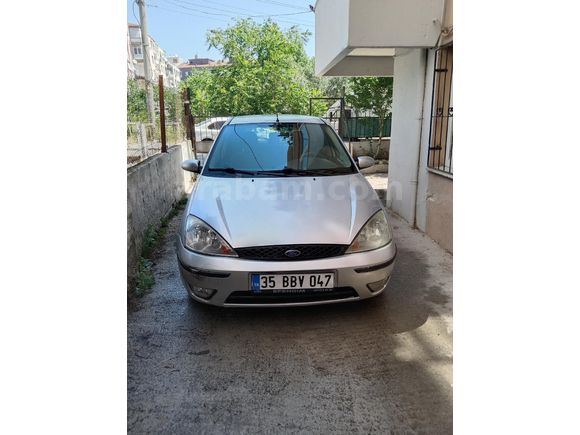 Sahibinden Ford Focus 1.6 Ghia 2004 Model