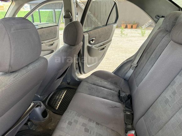 ÇELİK"DEN 2004 MODEL HYUNDAİ ACCENT KLİMA - HİDROLİK - 4 CAM OTO