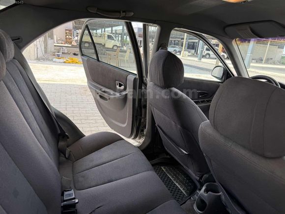 ÇELİK"DEN 2004 MODEL HYUNDAİ ACCENT KLİMA - HİDROLİK - 4 CAM OTO