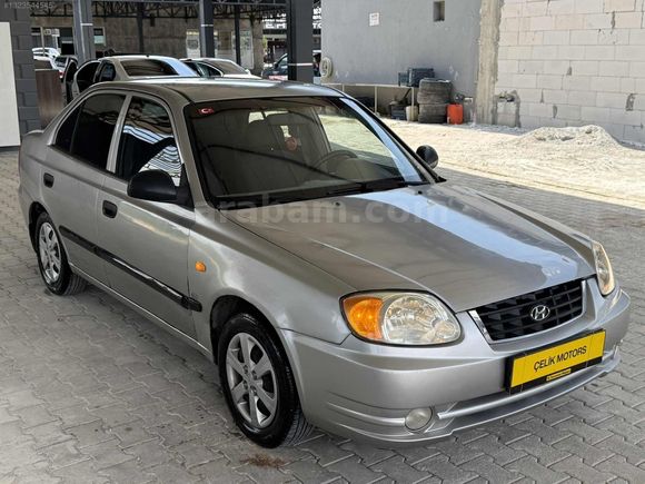 ÇELİK"DEN 2004 MODEL HYUNDAİ ACCENT KLİMA - HİDROLİK - 4 CAM OTO