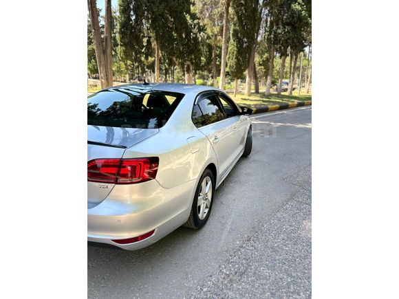 Sahibinden Volkswagen Jetta 1.6 TDi Highline 2013 Model