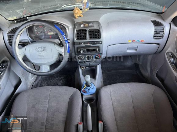 2004 HYUNDAİ ACCENT ADMİRE 1.5CRDİ TEMİZ BAKIMLI MASRAFSIZ