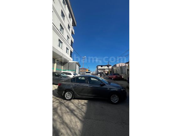 Sahibinden Fiat Egea 1.4 Fire Easy 2021 Model  60.000 km Gri