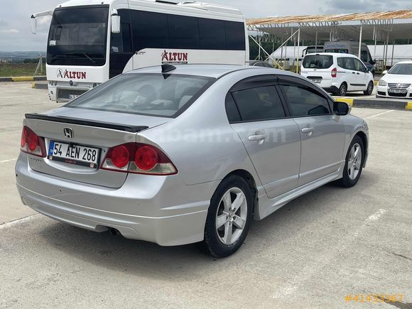 LAMAN MOTORS'DAN* 1.6 i-VTEC* FD6*MANUEL