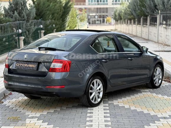 OTOMEÇ'DEN 2015 OCTAVİA 1.6 ELEGANCE CR CAM TAVAN HATASIZ