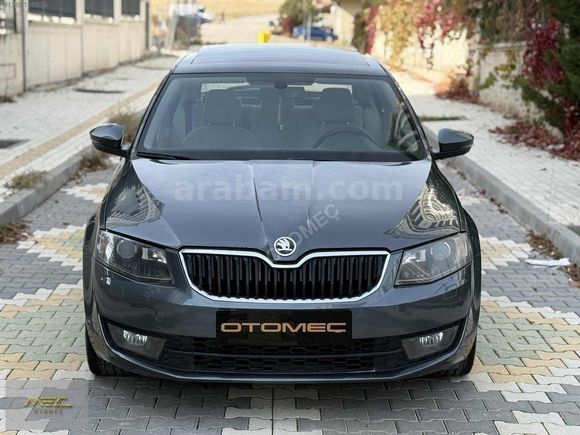 OTOMEÇ'DEN 2015 OCTAVİA 1.6 ELEGANCE CR CAM TAVAN HATASIZ