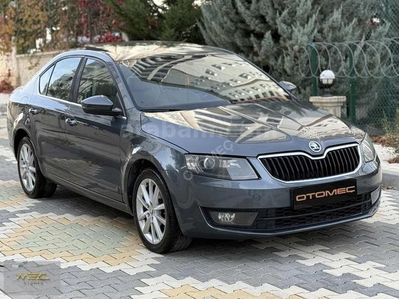 OTOMEÇ'DEN 2015 OCTAVİA 1.6 ELEGANCE CR CAM TAVAN HATASIZ