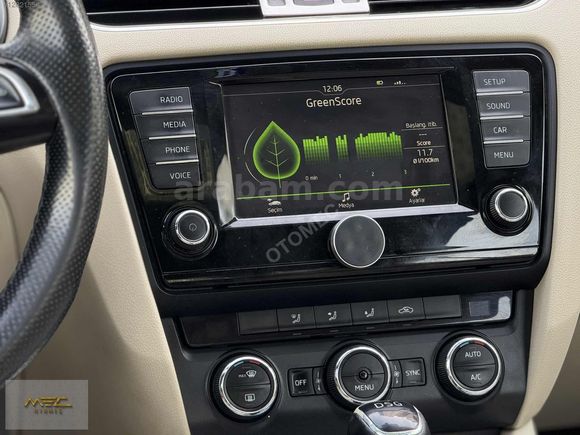 OTOMEÇ'DEN 2015 OCTAVİA 1.6 ELEGANCE CR CAM TAVAN HATASIZ