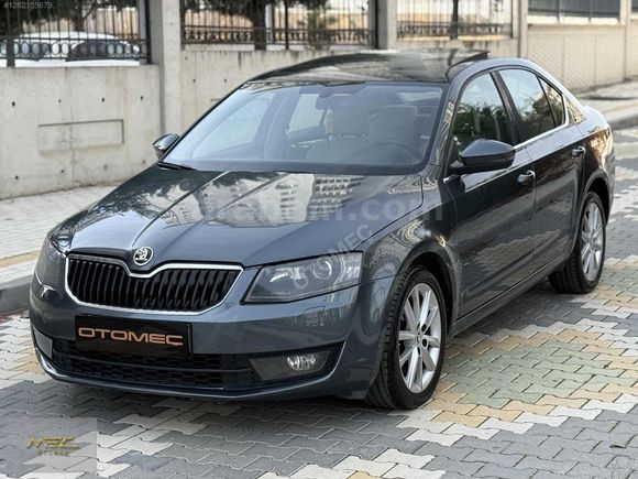 OTOMEÇ'DEN 2015 OCTAVİA 1.6 ELEGANCE CR CAM TAVAN HATASIZ