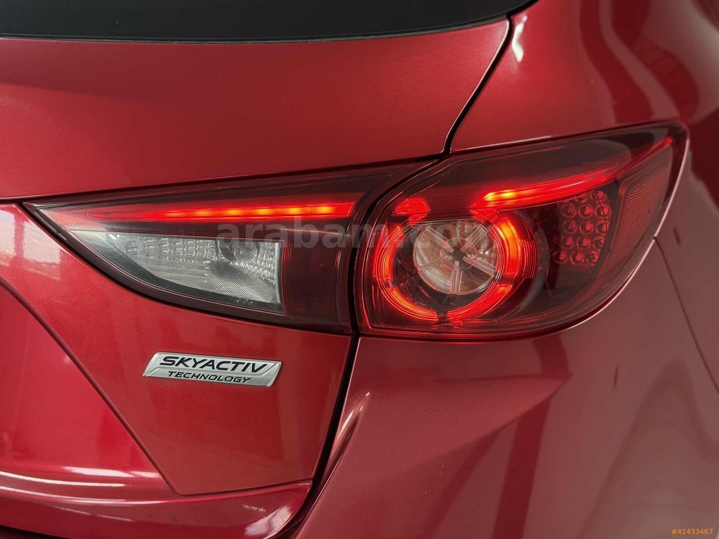 Galeriden Mazda 3 1.5 SkyActive-D Power Sense 2016 Model İzmir 178.000 km Kırmızı 7
